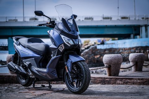 Joyride 300 Euro 5 9